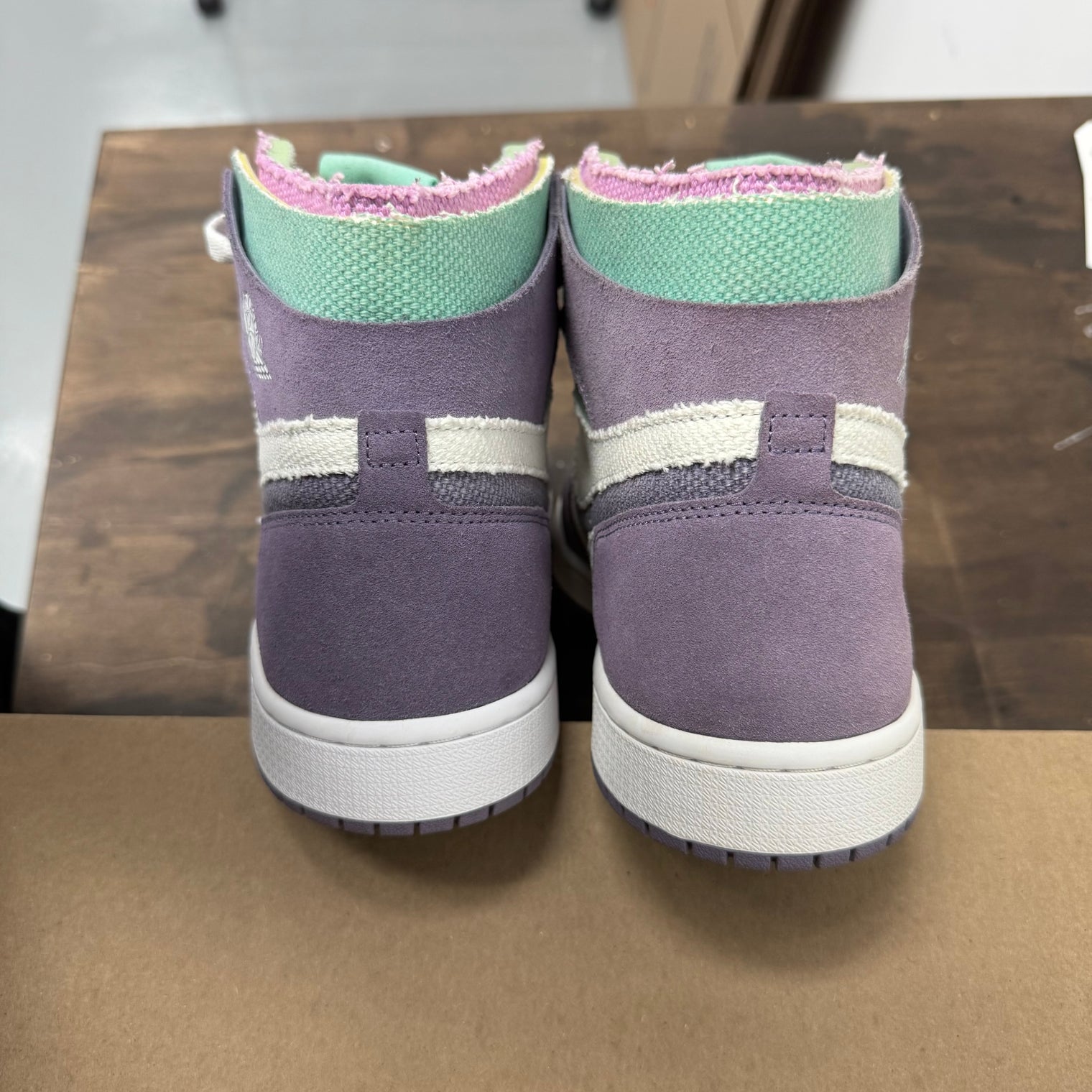 White Daybreak Tropical Twist Jordan 1 Zoom CMFT (USED,No Box)