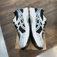 Black Pure Silver Bright Blue ASICS GT-2160 (USED)