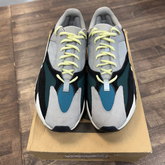 Wave Runner Yeezy 700 (USED)
