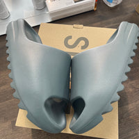 Slate Marine Yeezy Slide (USED)