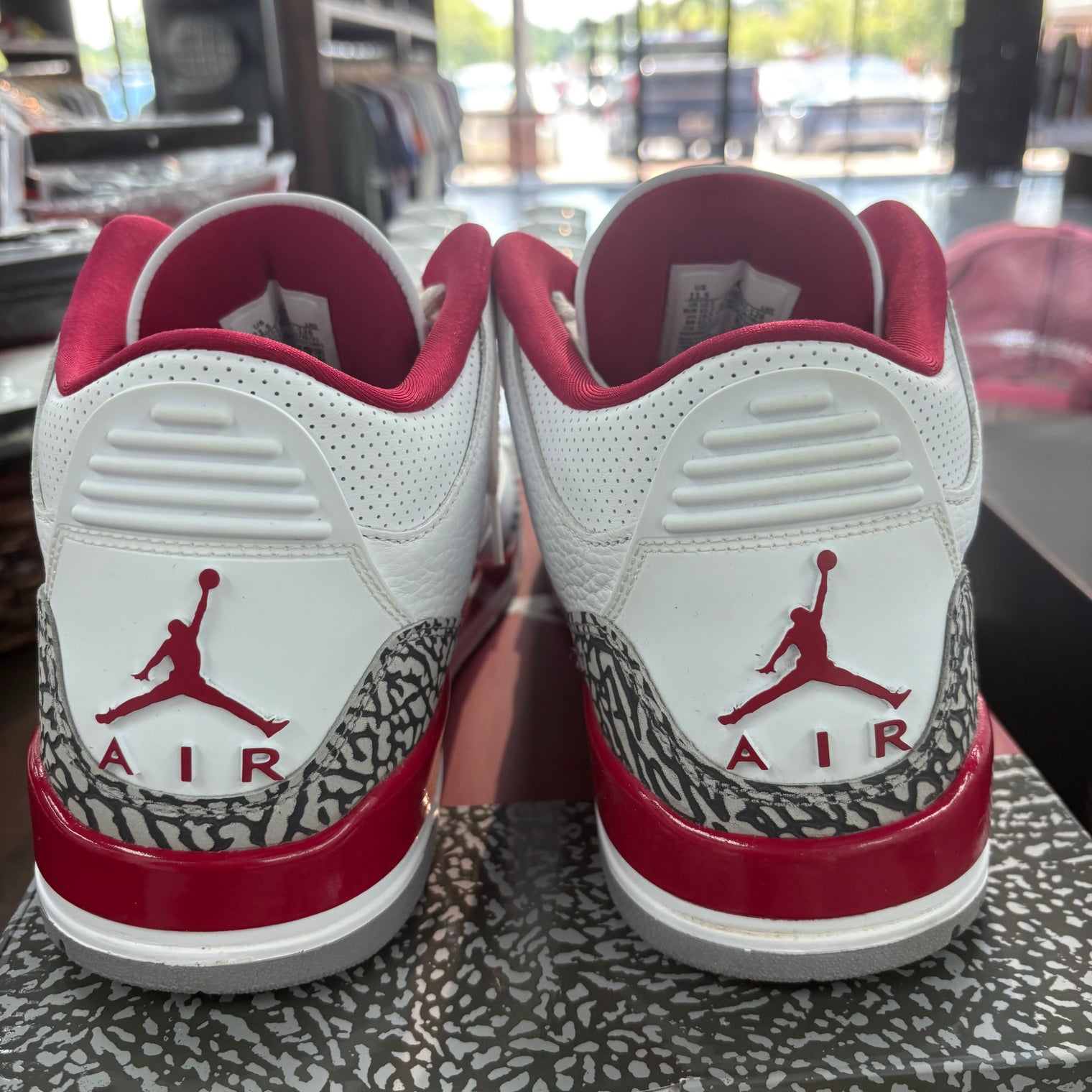 Cardinal Jordan 3 Retro (USED)