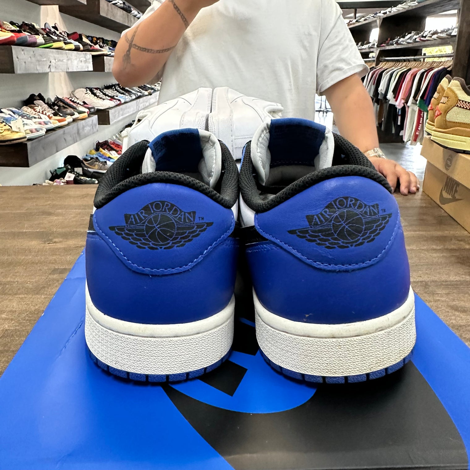 Game Royal Jordan 1 Low OG (USED)