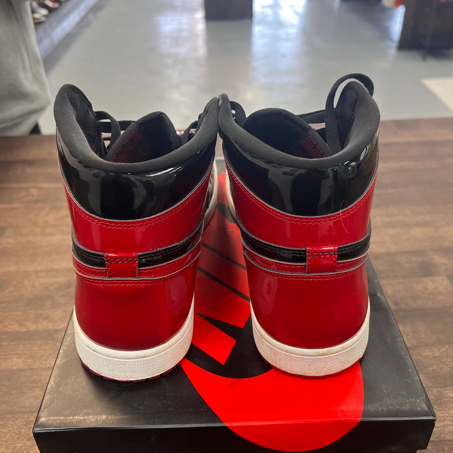 Patent Bred Jordan 1 High (USED)