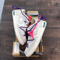 Lot 15 Off White Dunk Low (USED)