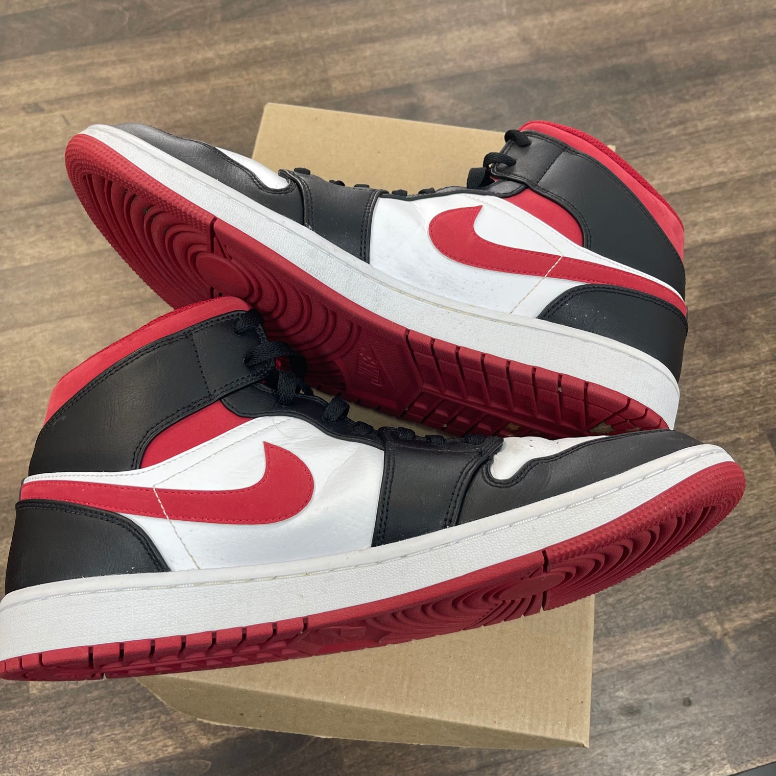 Gym Red Jordan 1 Mid (USED, No Box)