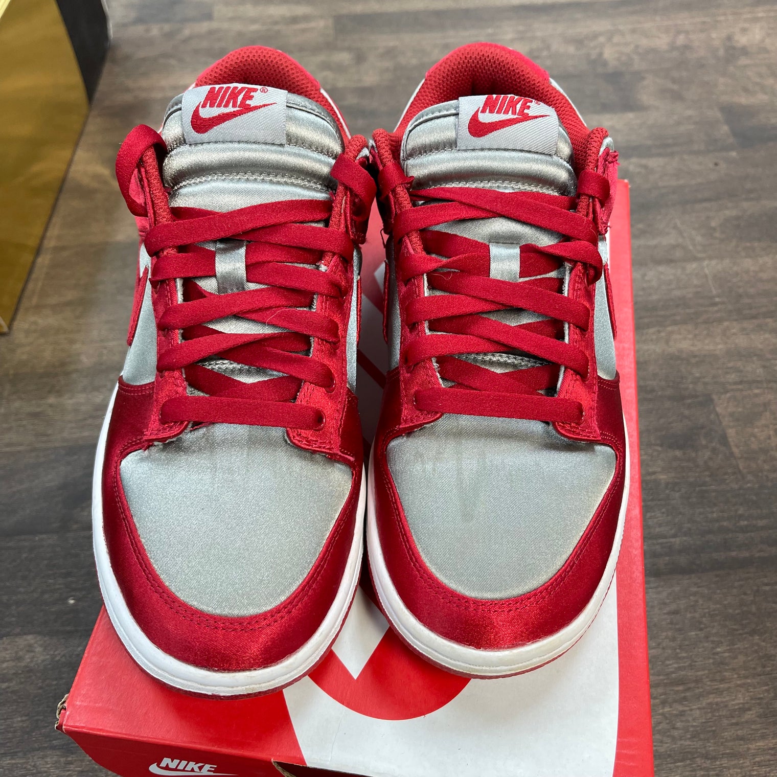 Satin UNLV Nike Dunk Low (USED)