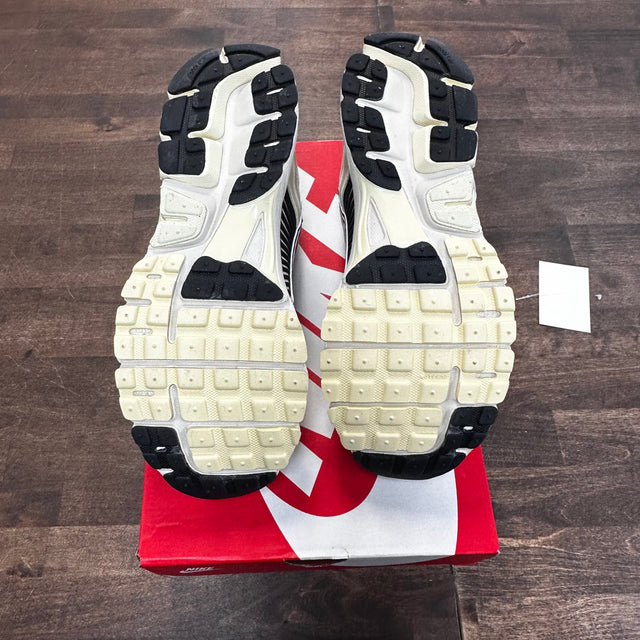 Vomero 5 Alabaster Black (USED)