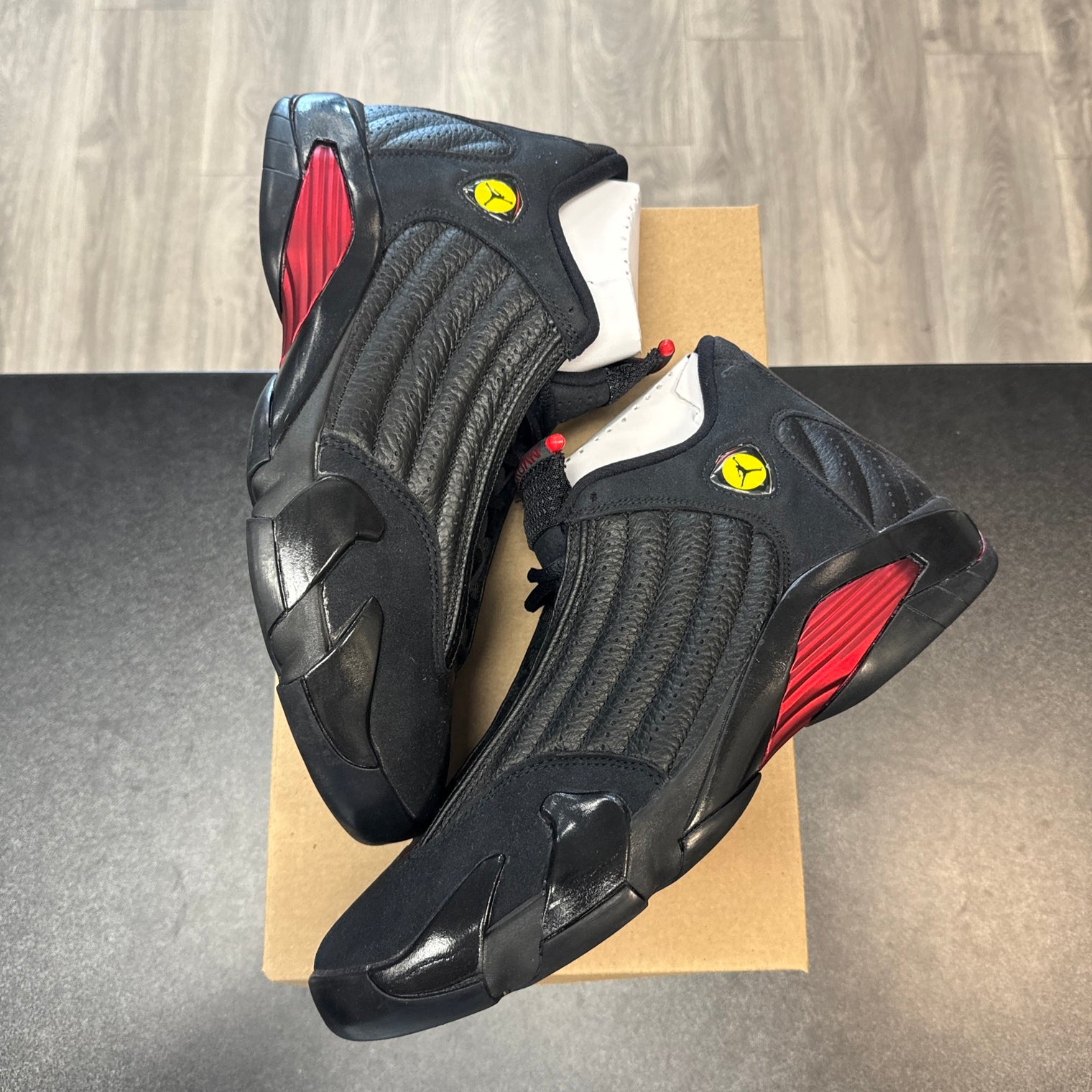 Last Shot Jordan 14 (Like new, no box)