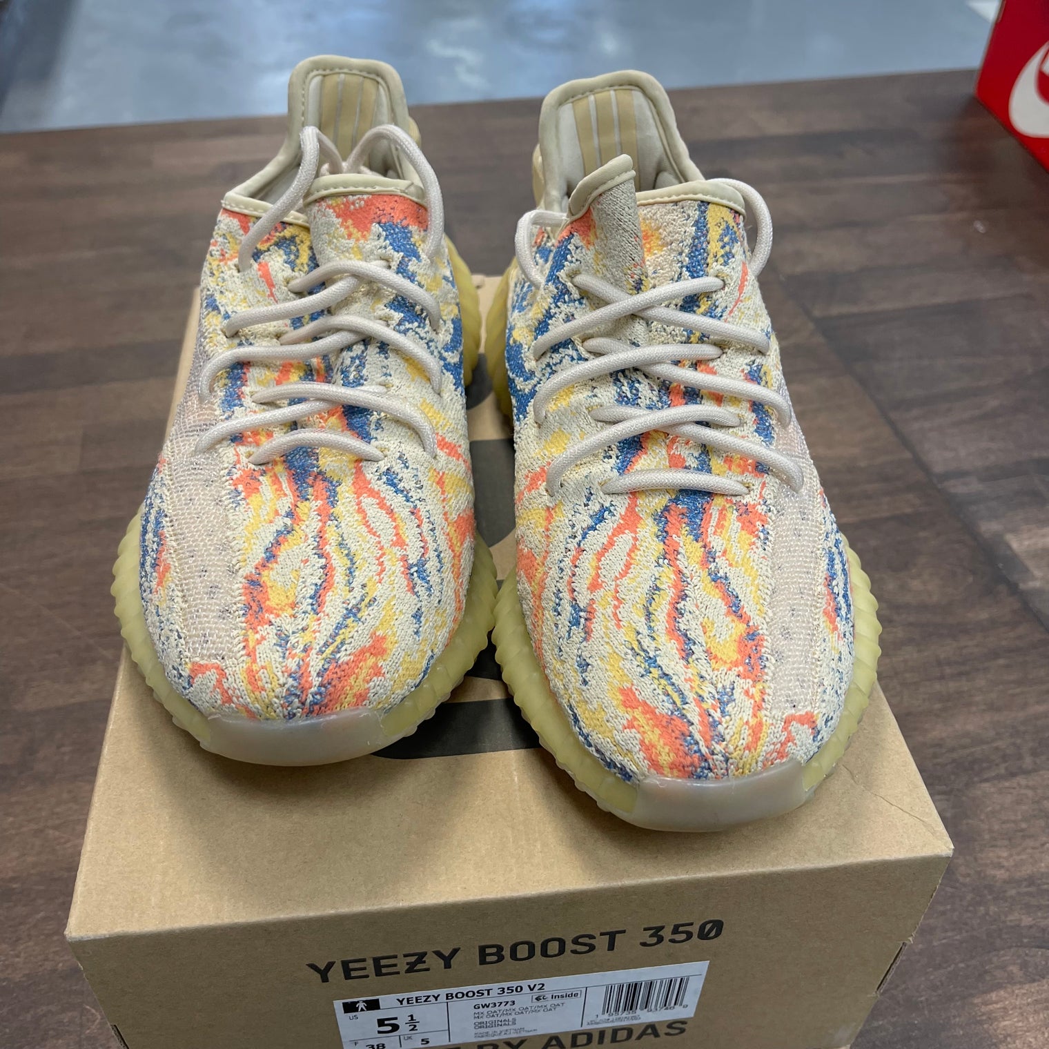 MX Oat Yeezy 350 (USED)