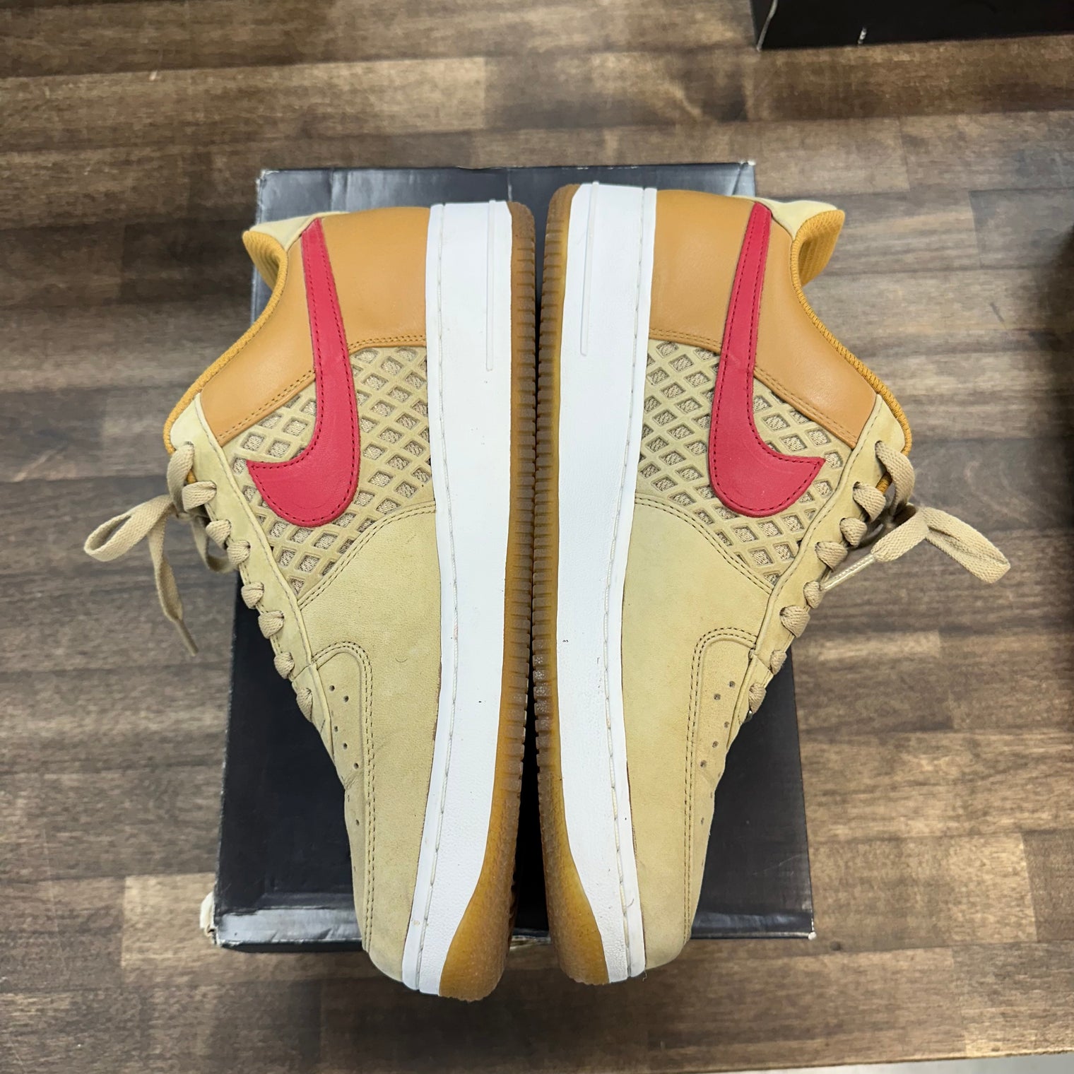 Nike Air Force 1 Low Premium Birds Nest (USED)