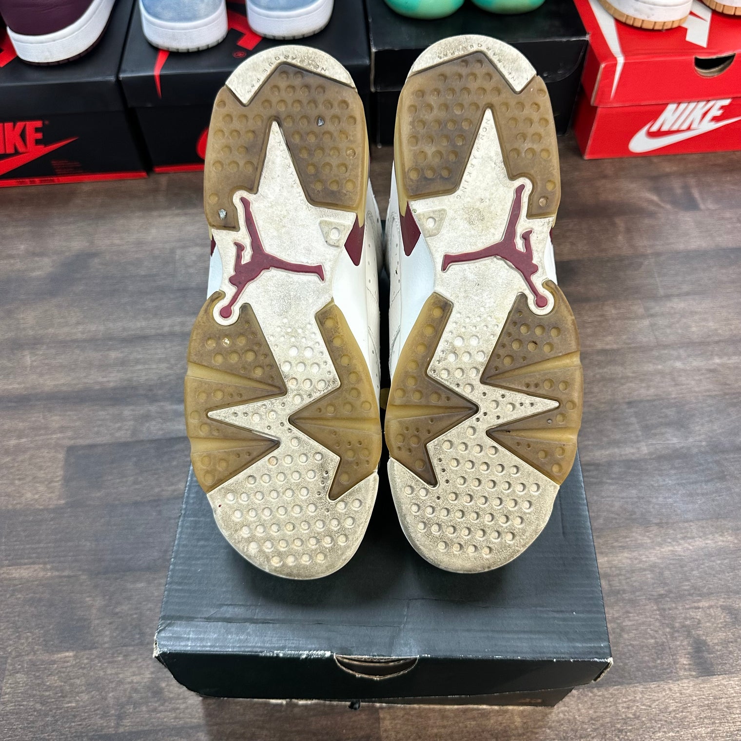Maroon Jordan 6 (GS) (USED)