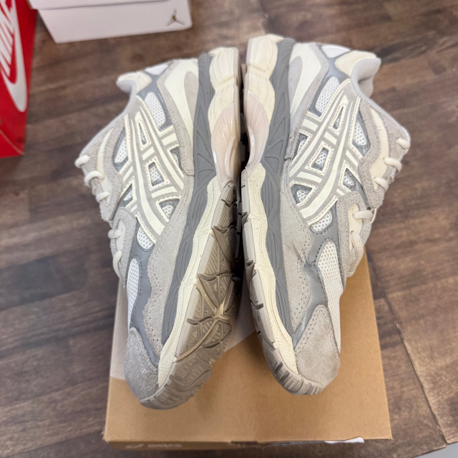 Oyster Grey ASICS Gel-NYC (USED)