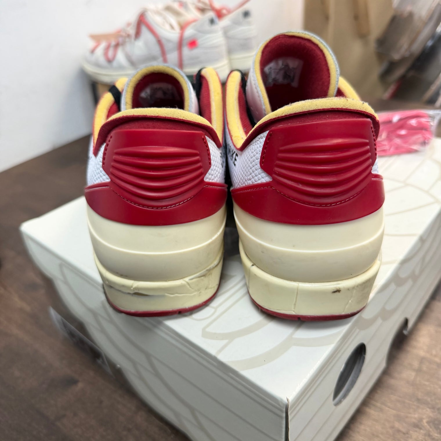 Off-White White Red Jordan 2 Retro (USED)