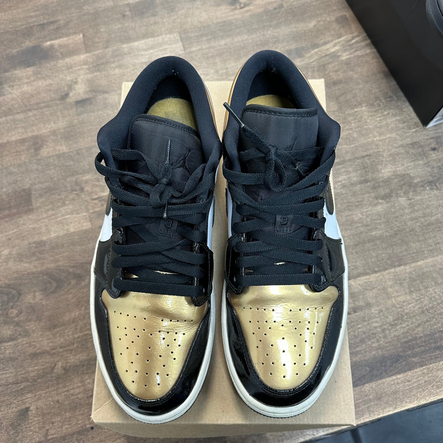 Gold Toe Jordan 1 Low (USED, No Box)