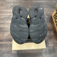 Onyx Yeezy Foam RNNR (USED)