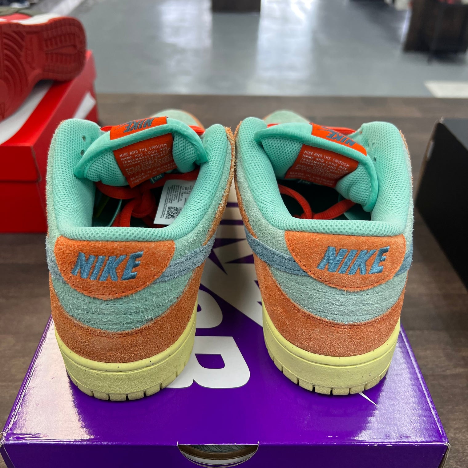 Orange Emerald Nike SB Dunk Low (USED)