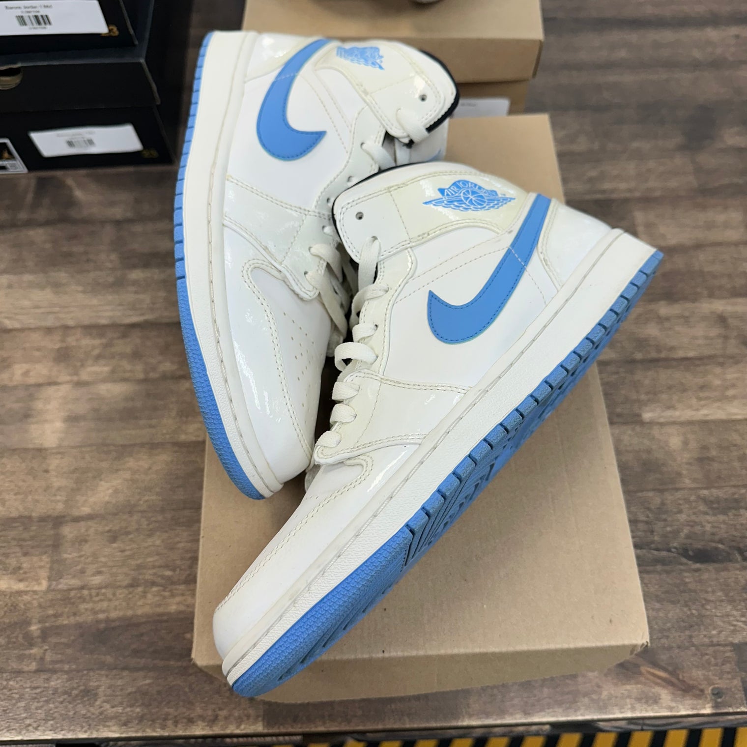 Legend Blue Jordan 1 Retro (USED, No Box)