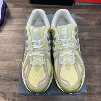 Yellow Parchment New Balance 1906R (USED)