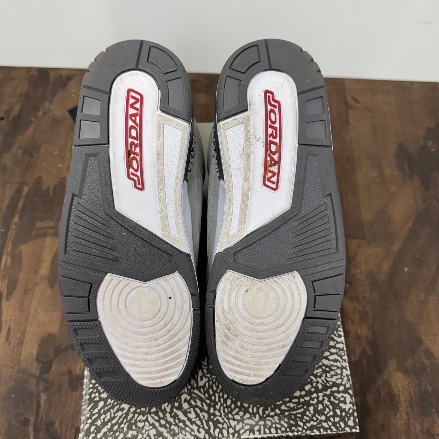 Cool Grey Jordan 3 (USED)