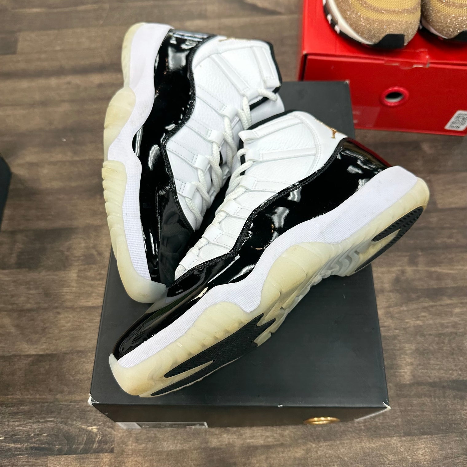 Gratitude Jordan 11 Retro (USED)