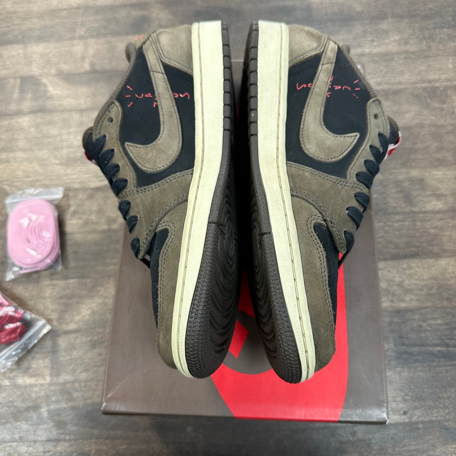 Travis Scott Mocha Jordan 1 Low OG (USED)