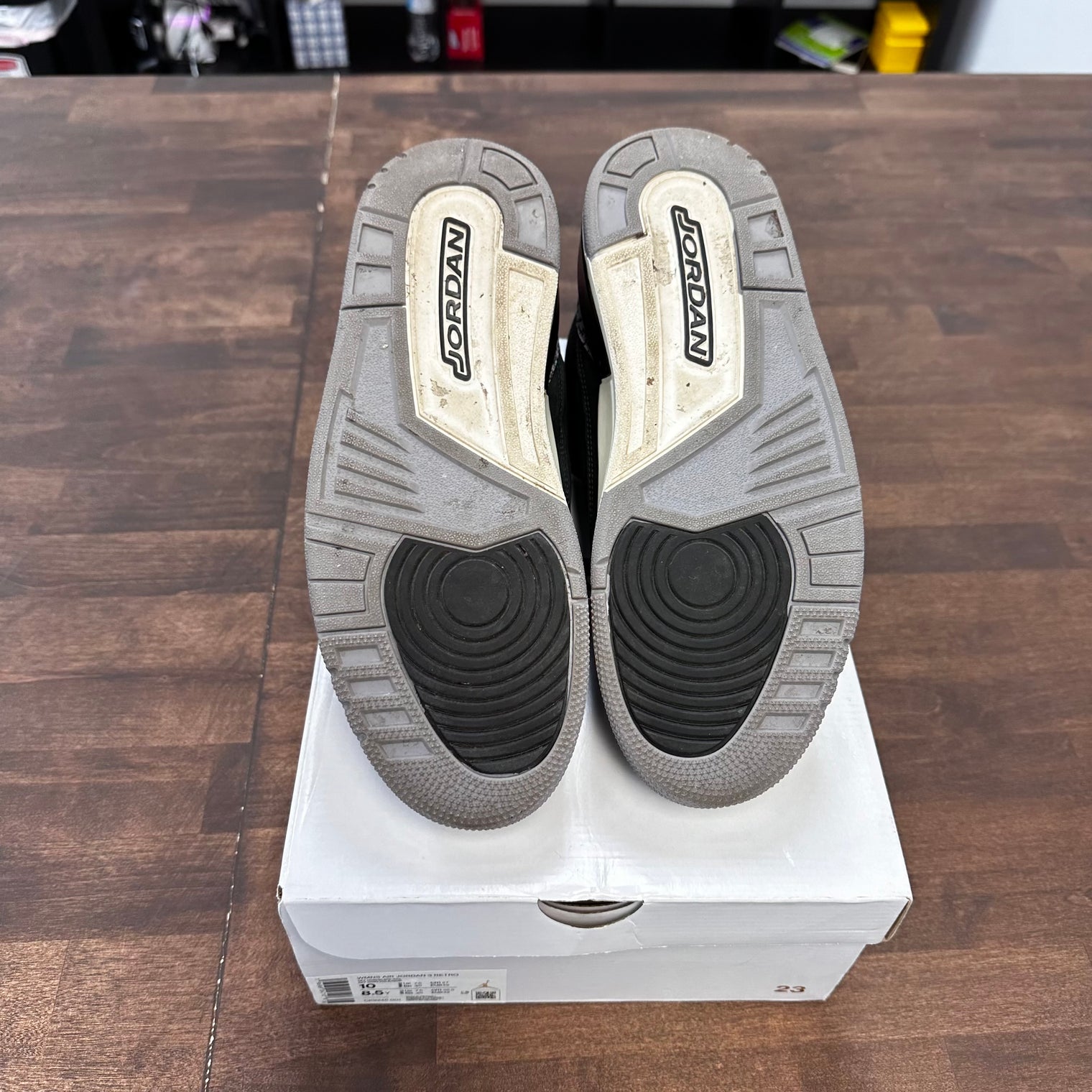 (W) Off Noir Jordan 3 Retro (USED)