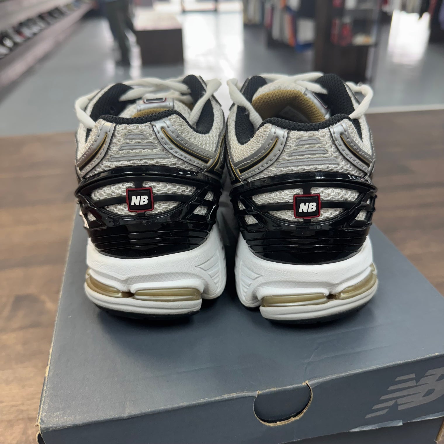 New Balance 1906R White Metallic Gold (USED)