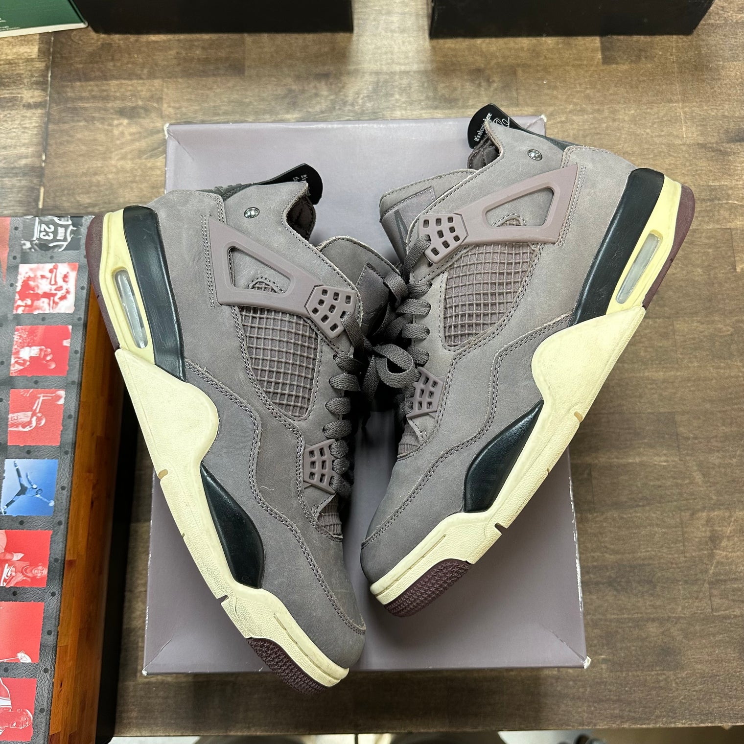 A Ma Maniere Violet Ore Jordan 4 Retro (USED)