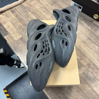 Onyx Yeezy Foam RNNR (USED)
