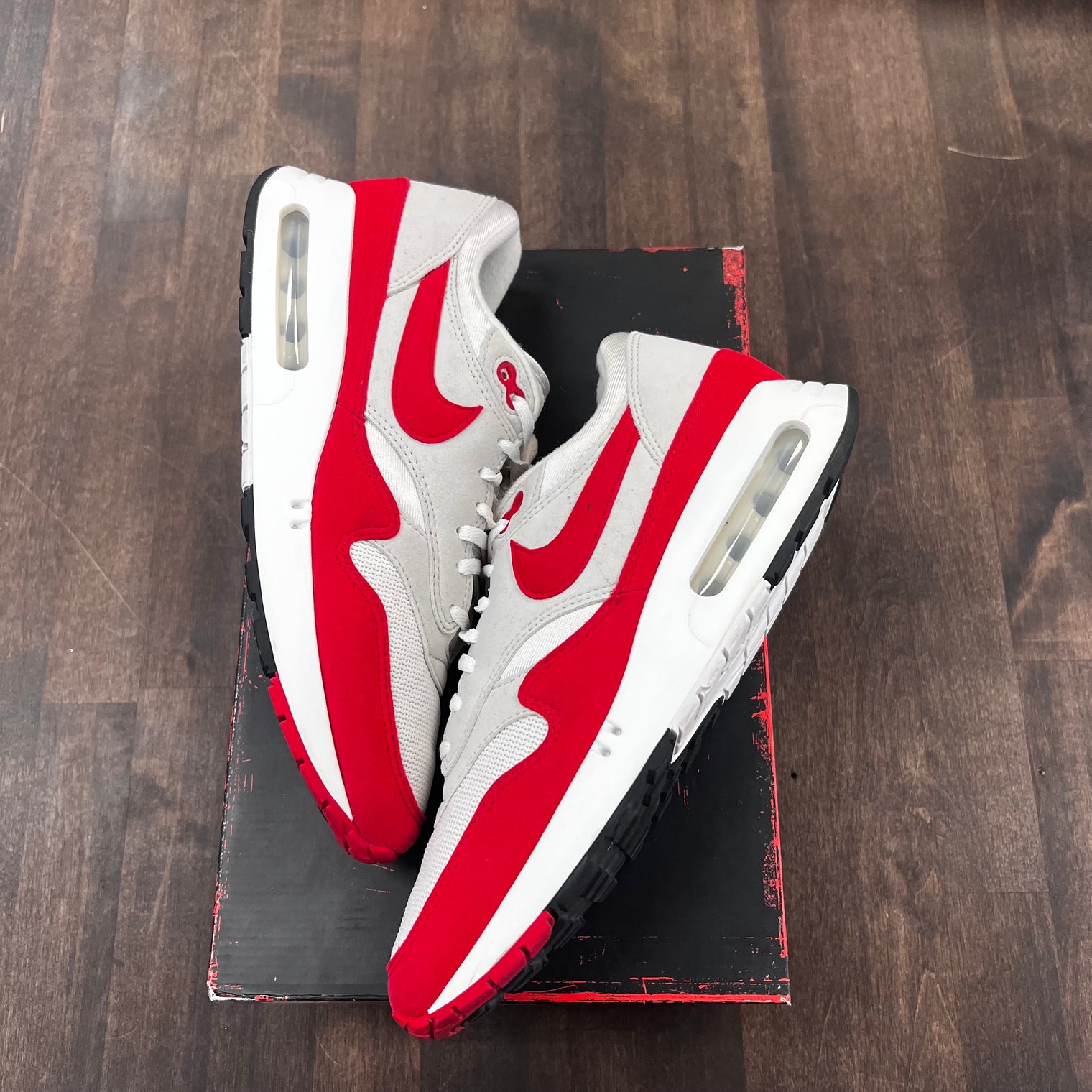 University Red Big Bubble Air Max 1 OG (USED)