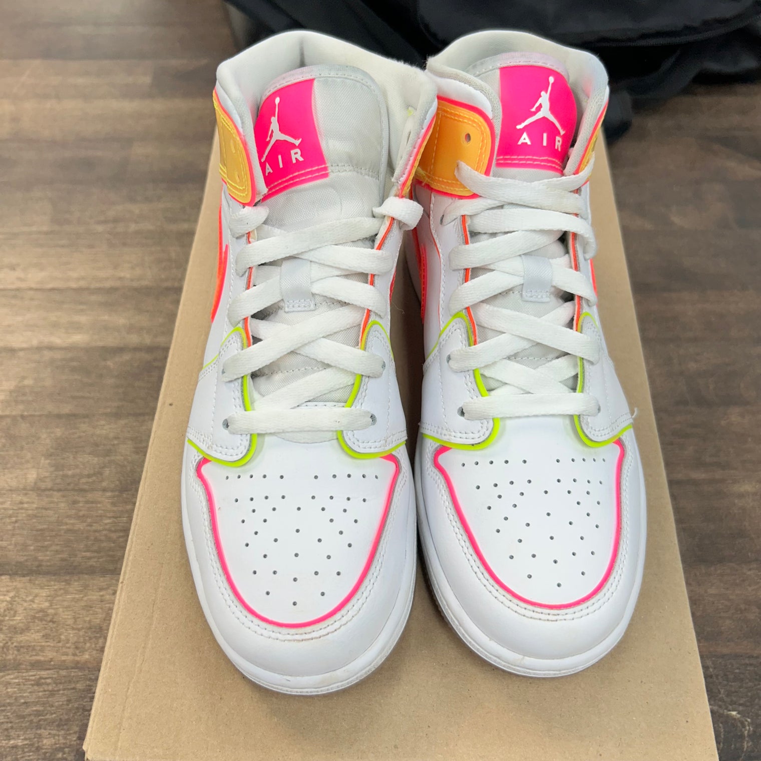 Edge Glow Jordan 1 Mid (GS) (USED, No Box)