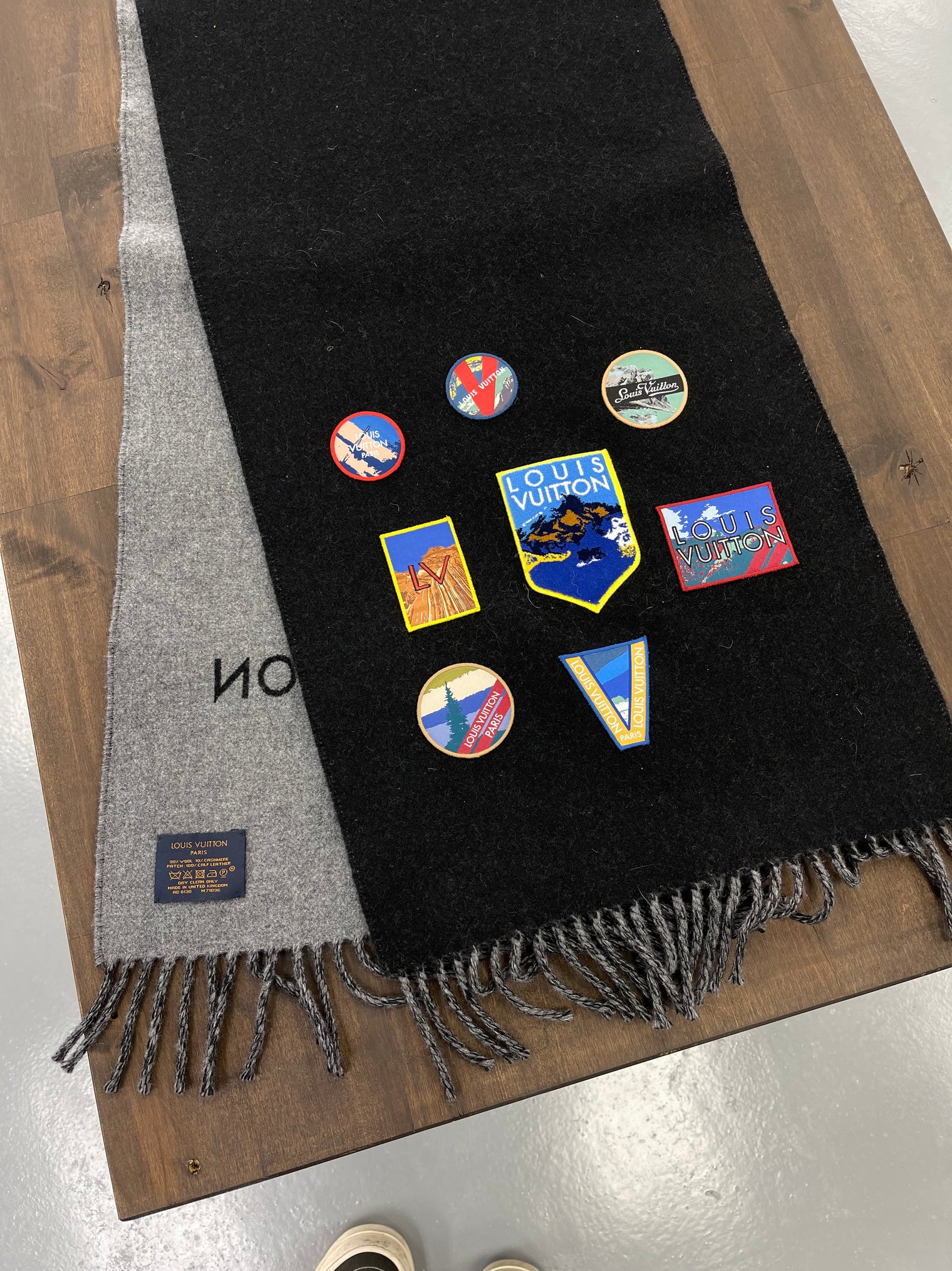 Louis Vuitton Patch Scarf (USED)