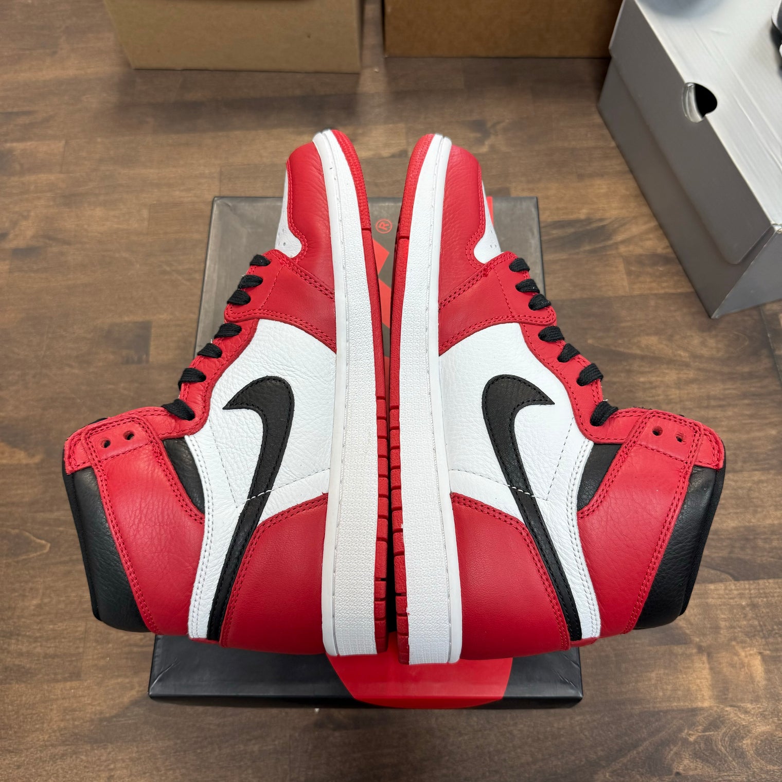 Homage To Home Jordan 1 High (USED)