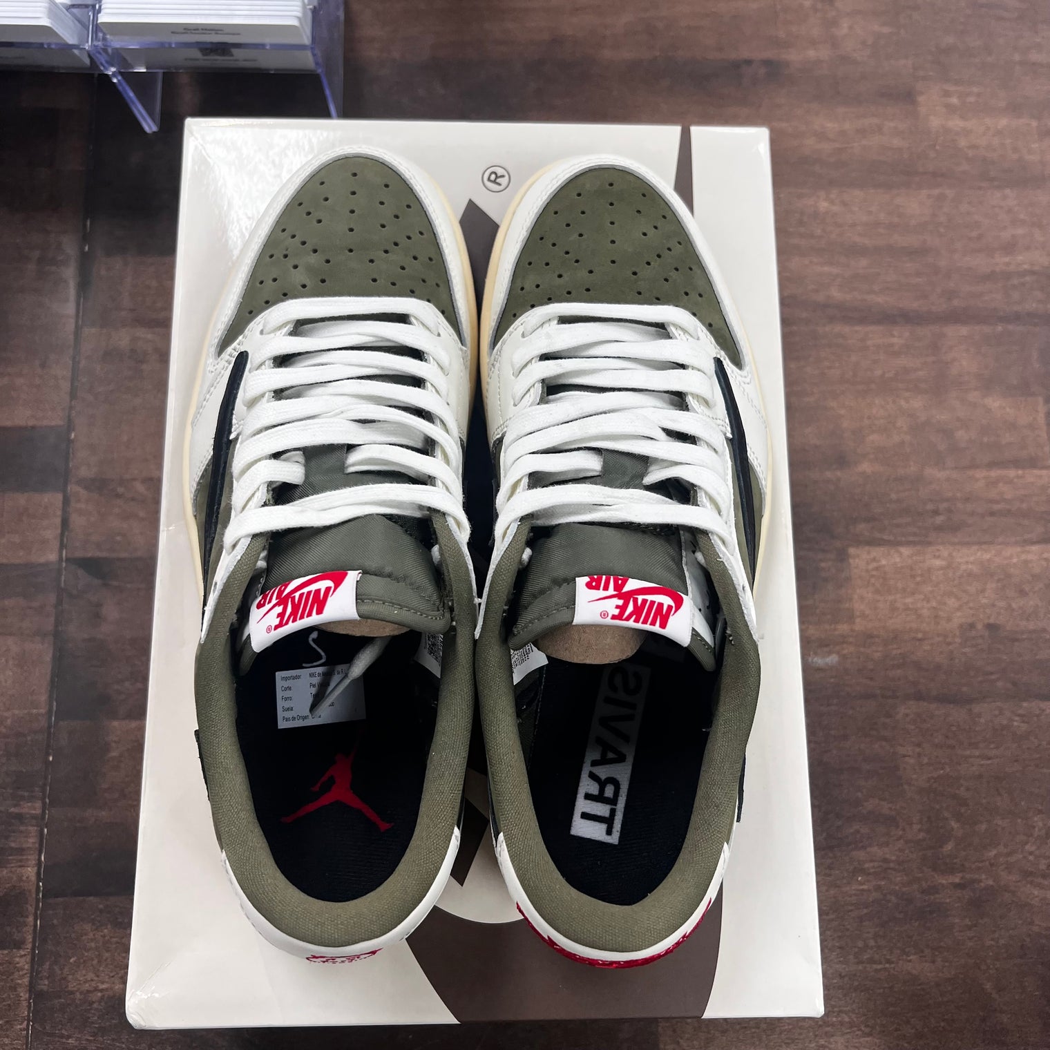 Travis Scott Medium Olive Jordan 1 Low (Lightly Worn)
