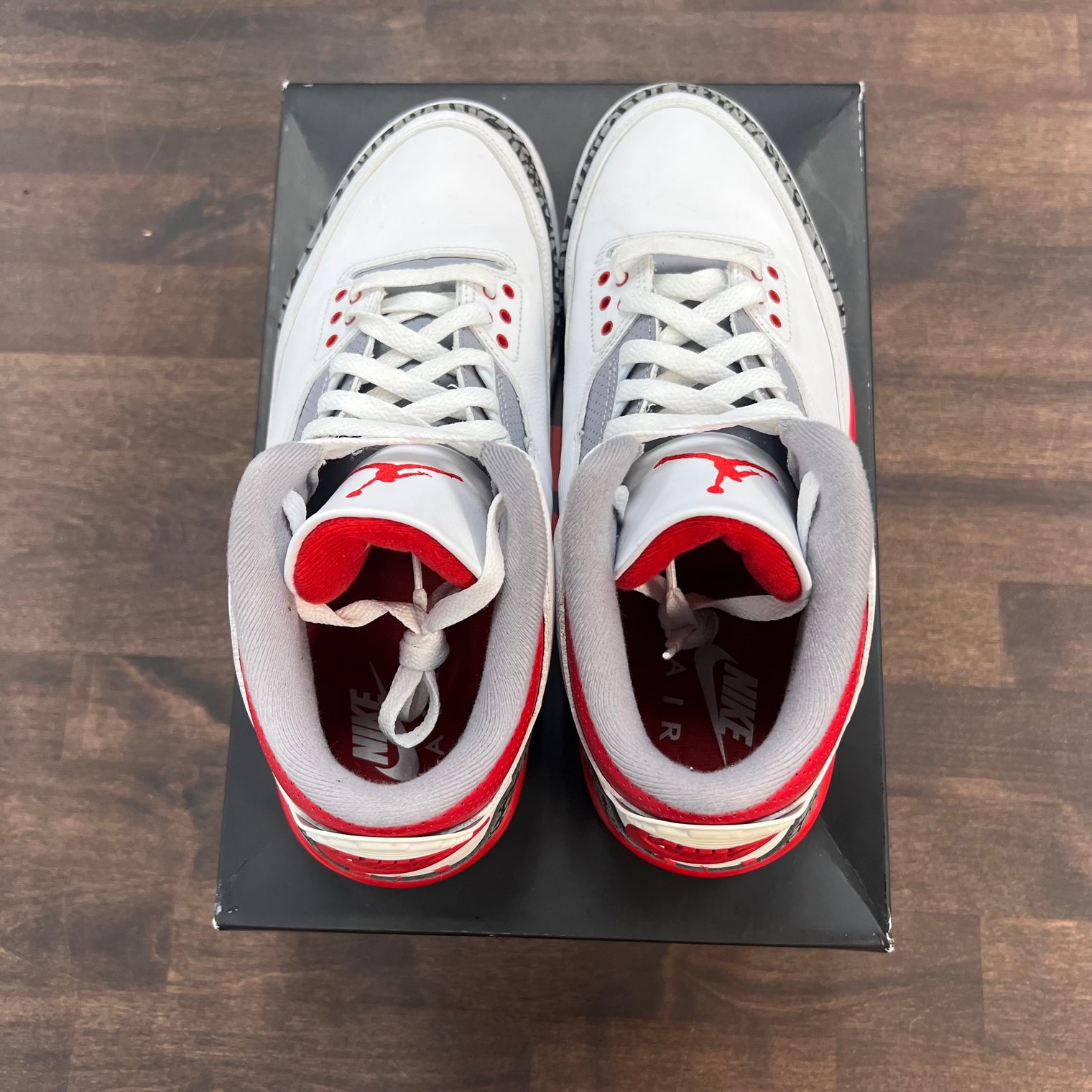 Fire Red Jordan 3 (USED)