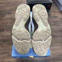 Light Chocolate Field Jaxx Travis Scott (USED)