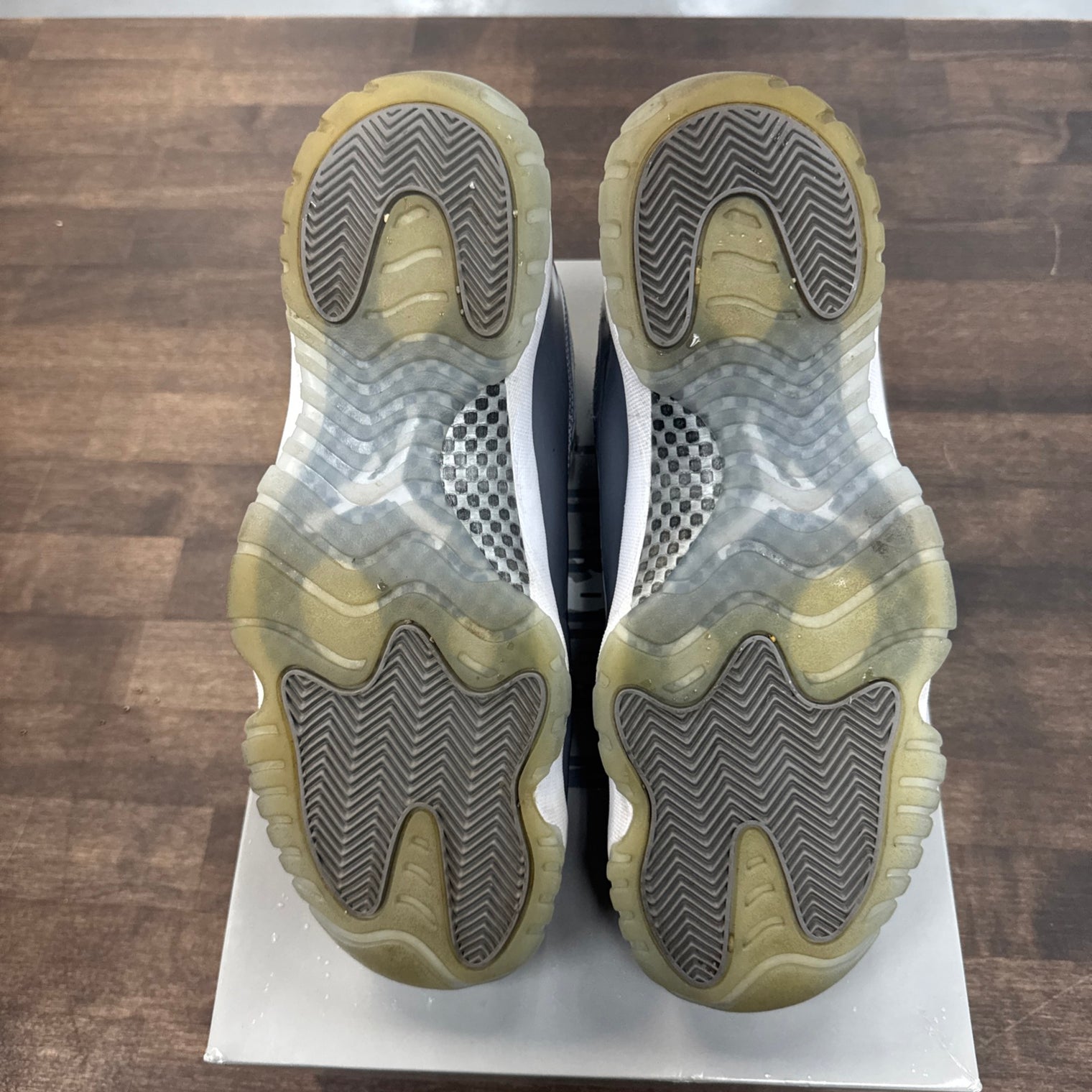Cool Grey Jordan 11 (USED)
