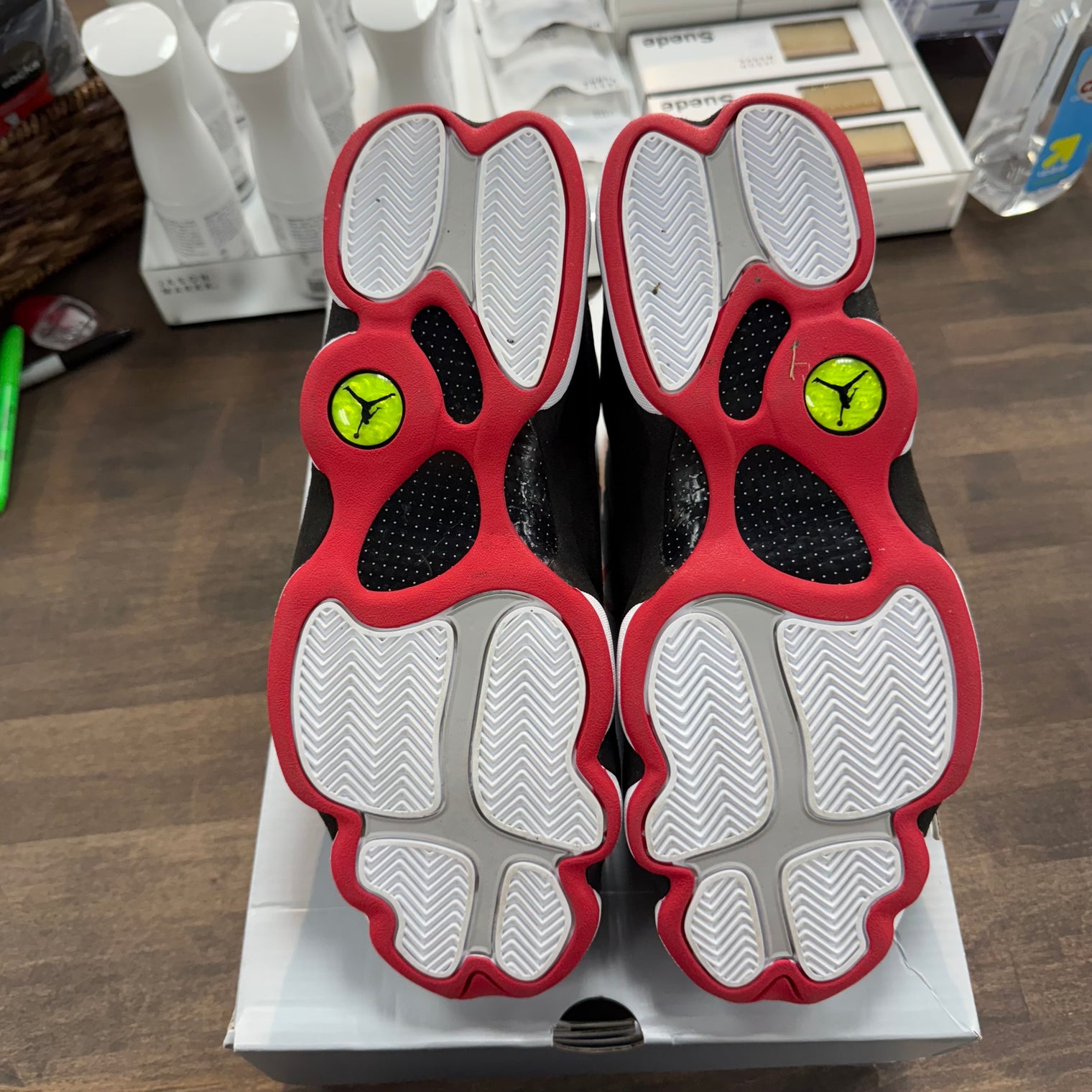 Playoff Jordan 13 Retro (2023) (Lightly Worn)