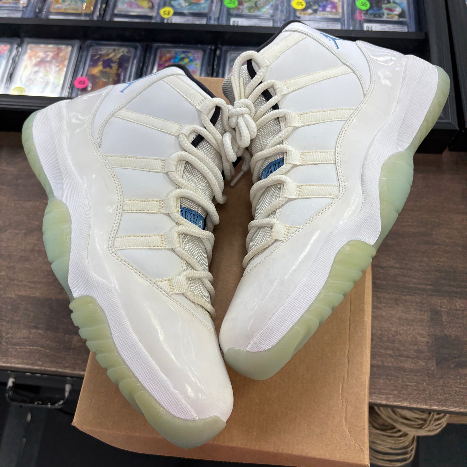Legend Blue Jordan 11 (2014) (USED, No Box)