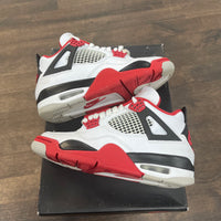 Fire Red Jordan 4 (USED)