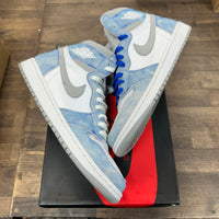 Hyper Royal Jordan 1 High (USED)