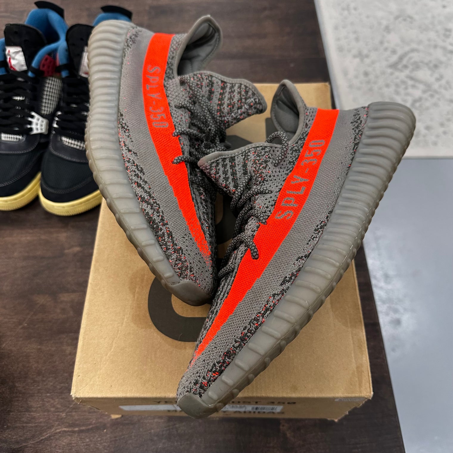 Beluga Yeezy 350 (USED,No Box)
