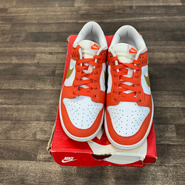 University Gold Dunk Low (W) (USED, Replacement Box)
