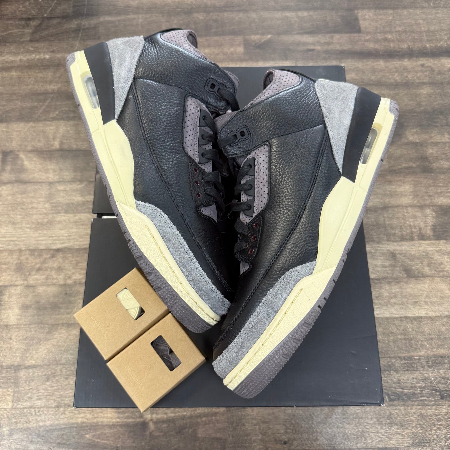 A Ma Maniere While You Were Sleeping Jordan 3 Retro (W) (USED)