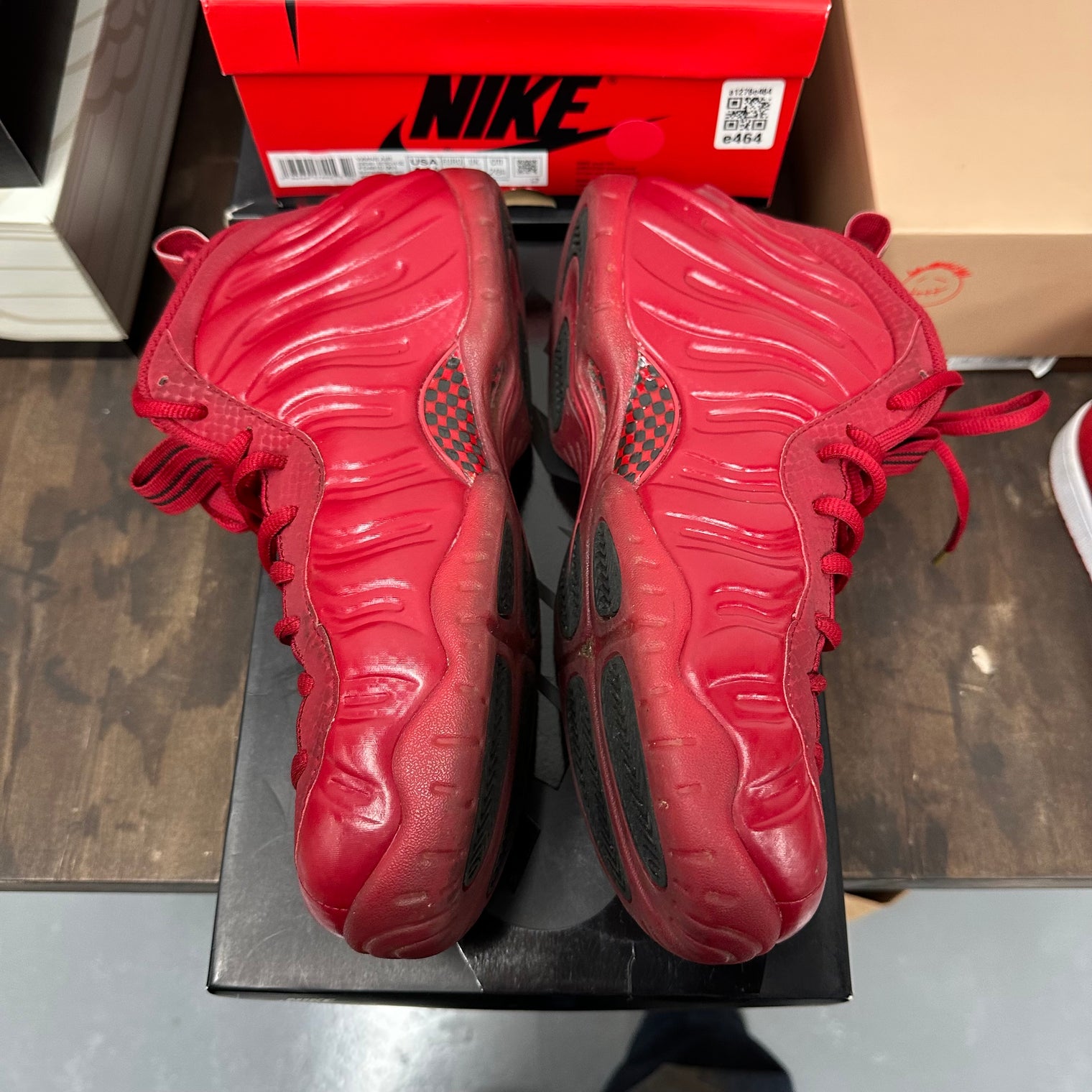 Red October Foamposite Pro (USED)