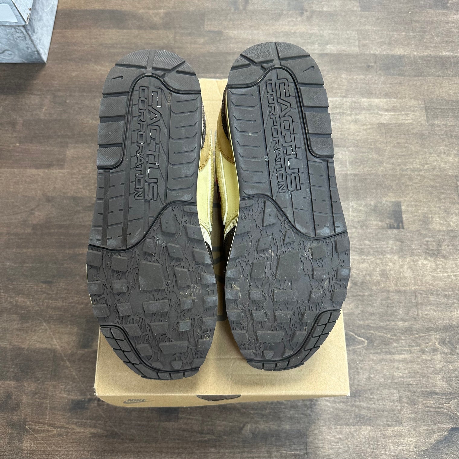 Baroque Brown Travis Scott Air Max 1 (USED)