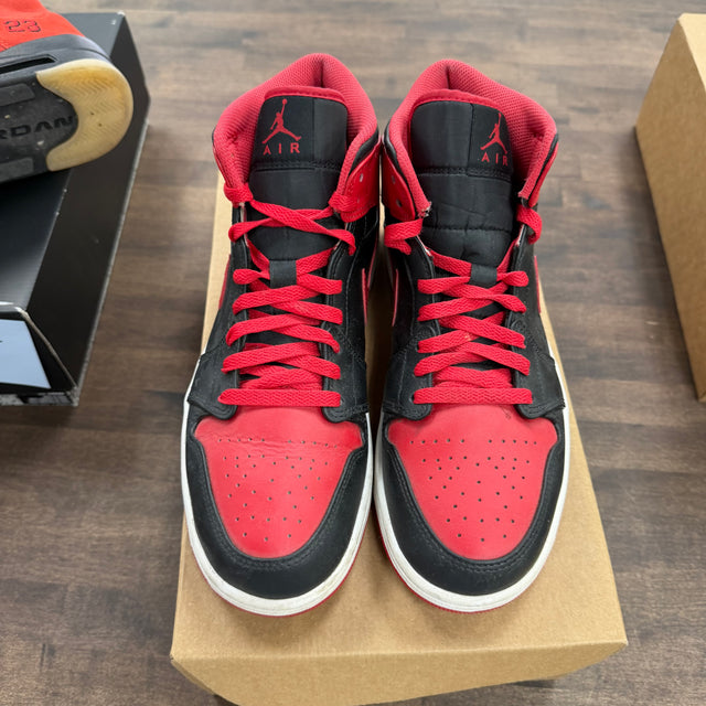 Alternate Bred Jordan 1 Mid (2022) (USED, No Box)