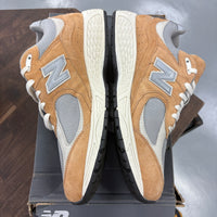 Sweet Caramel New Balance 2002R (USED)
