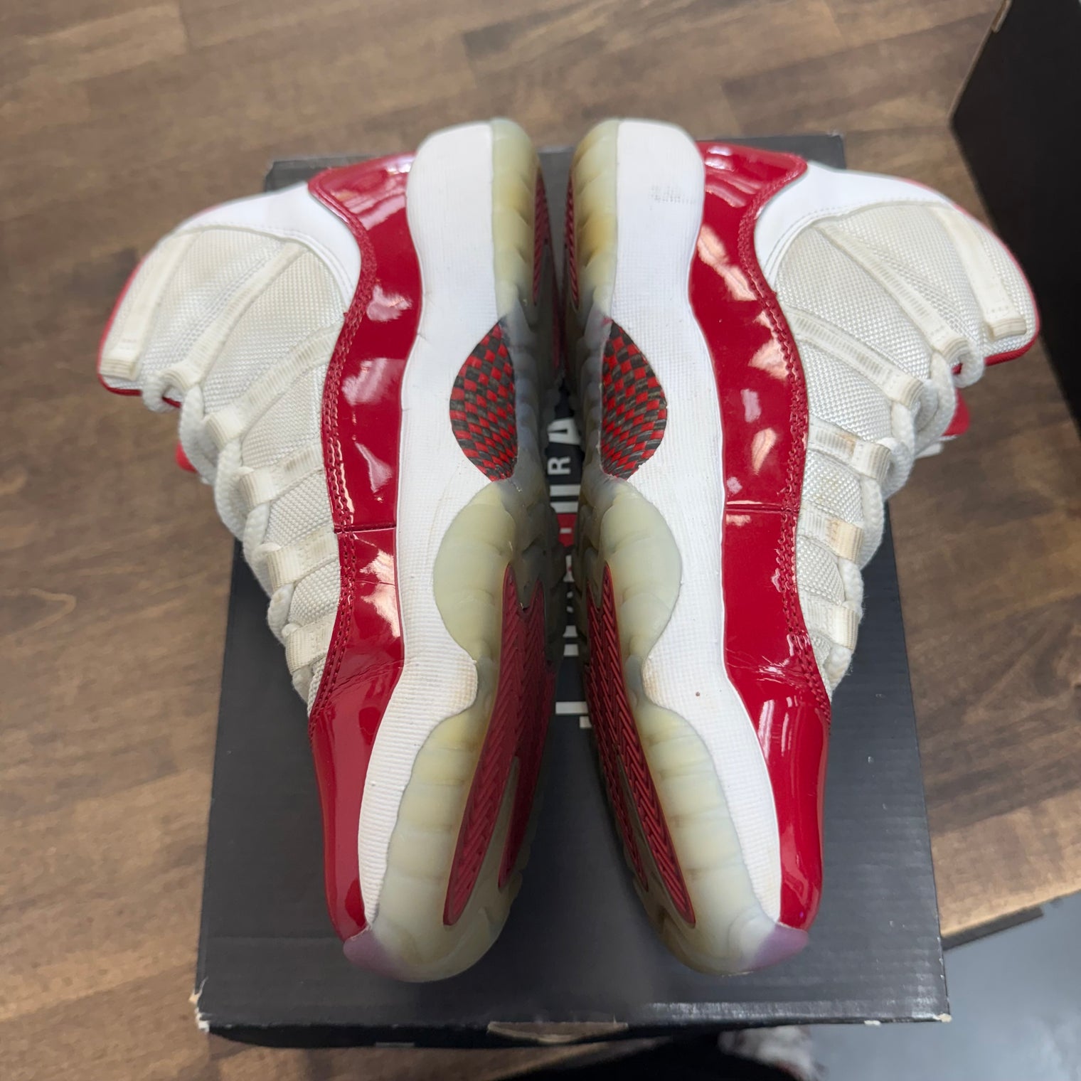 Cherry Jordan 11 (GS) (USED)