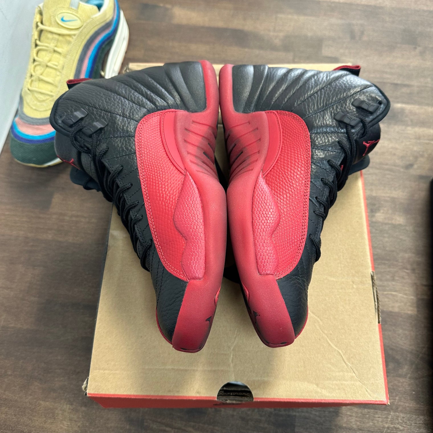 Flu Game Jordan 12 20125 (USED)